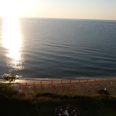 Byala Vista Cliff Apartments Экстерьер фото