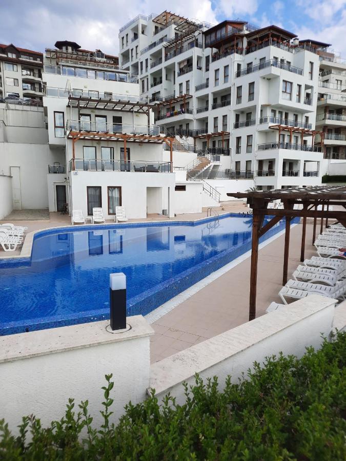 Byala Vista Cliff Apartments Экстерьер фото