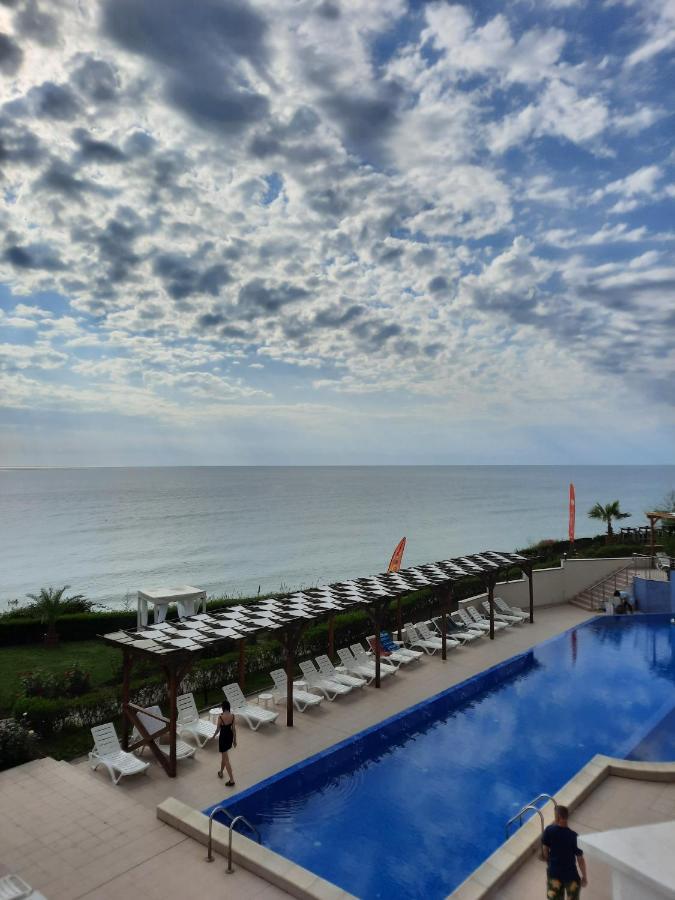 Byala Vista Cliff Apartments Экстерьер фото