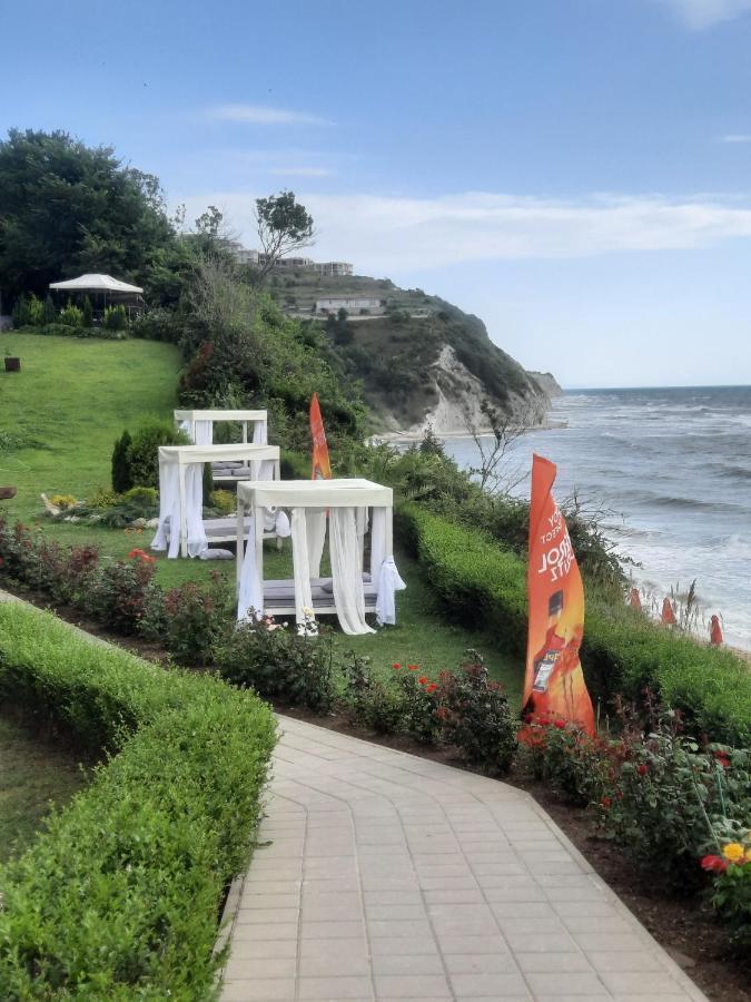 Byala Vista Cliff Apartments Экстерьер фото