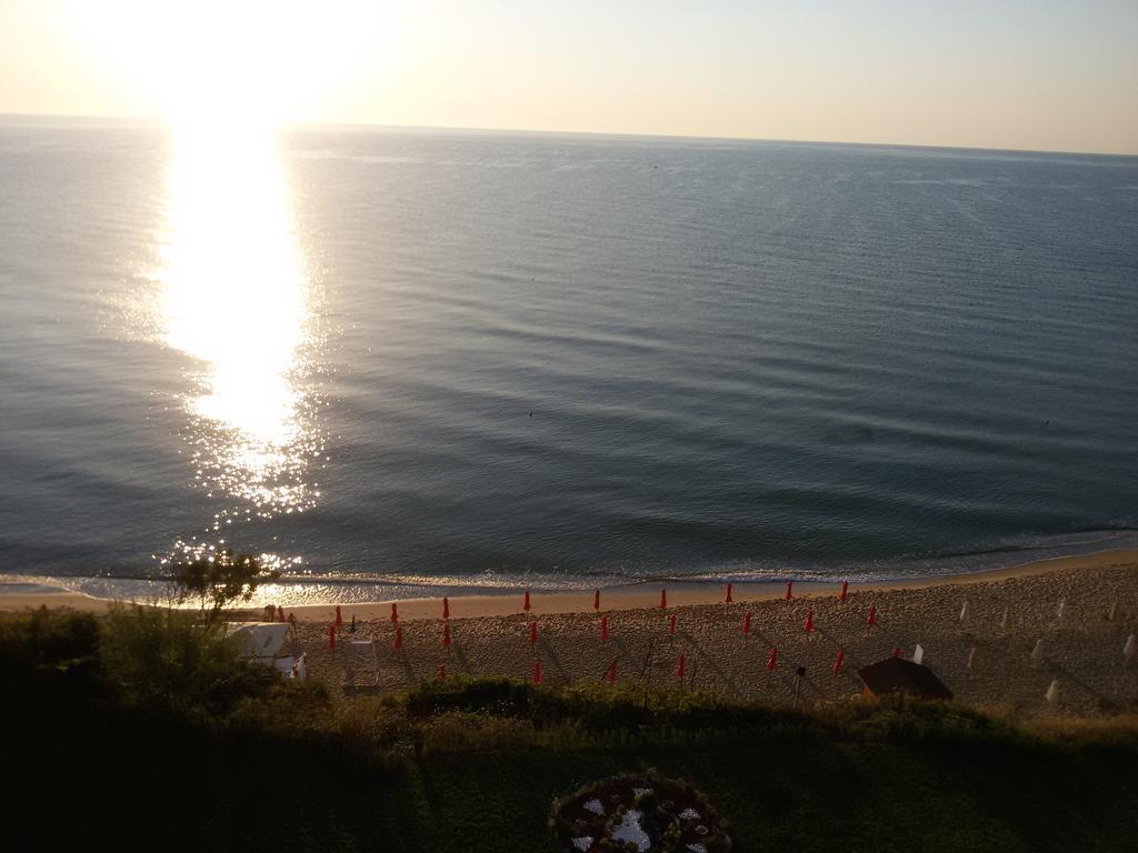 Byala Vista Cliff Apartments Экстерьер фото